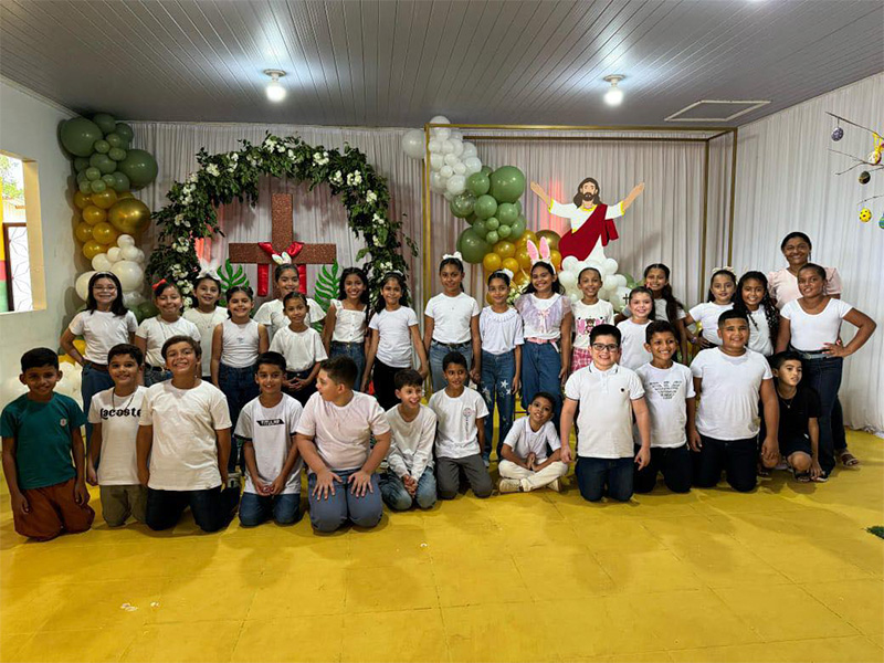 Escola Iracy de Lima Barroso celebra a Páscoa com momento reflexivo